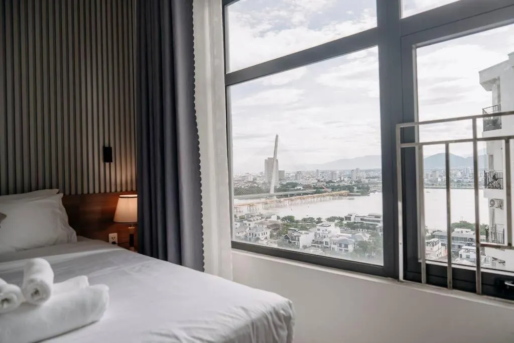 Monarchy Luxury Apartment 3 Bedroom In Danang By Villuxy